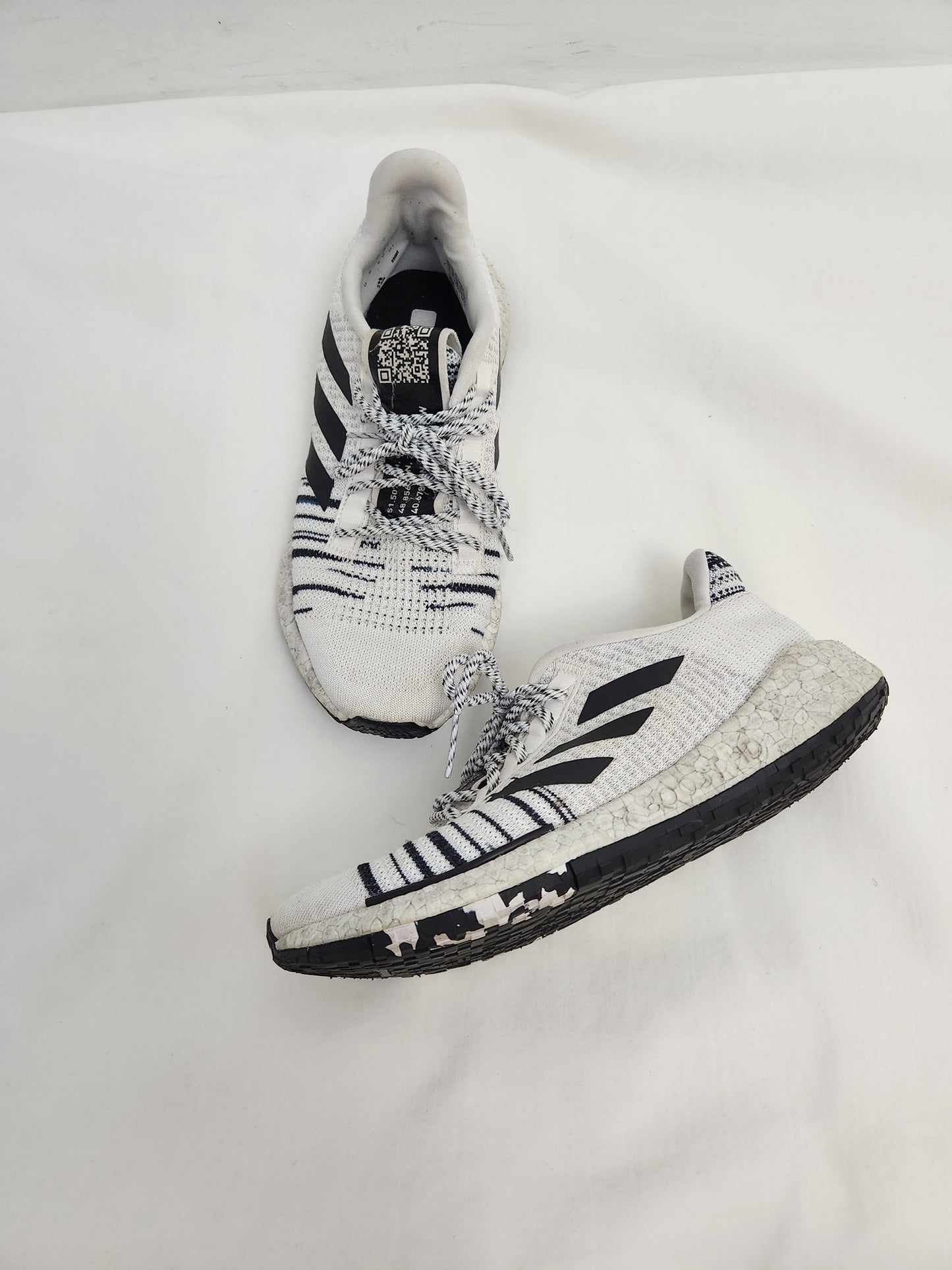 Boost Sneakers Size 6