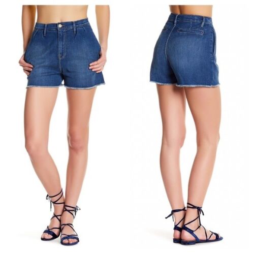 Pleated Shorts Size 28