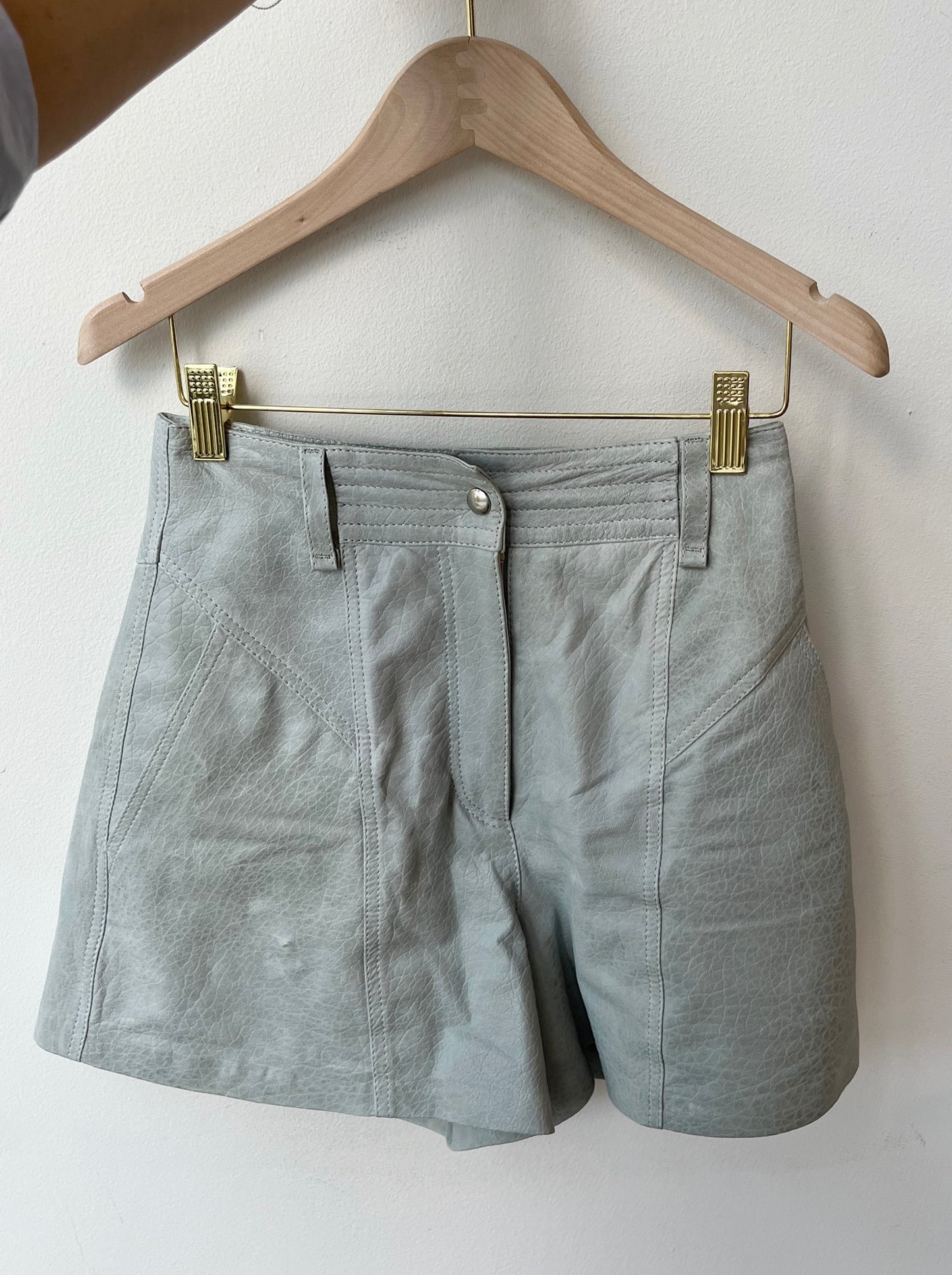 Wara Tailored Lambskin Leather Shorts Size 0