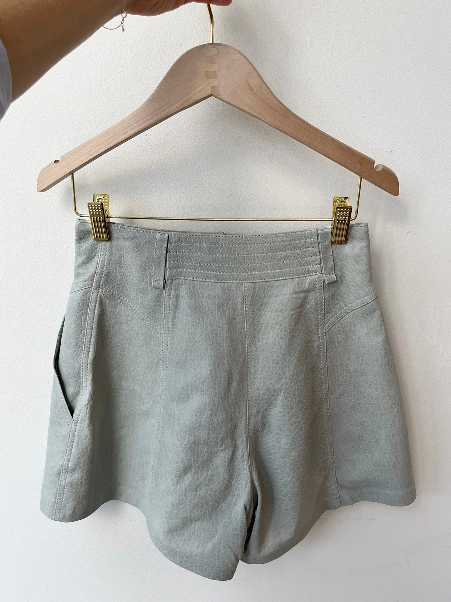 Wara Tailored Lambskin Leather Shorts Size 0