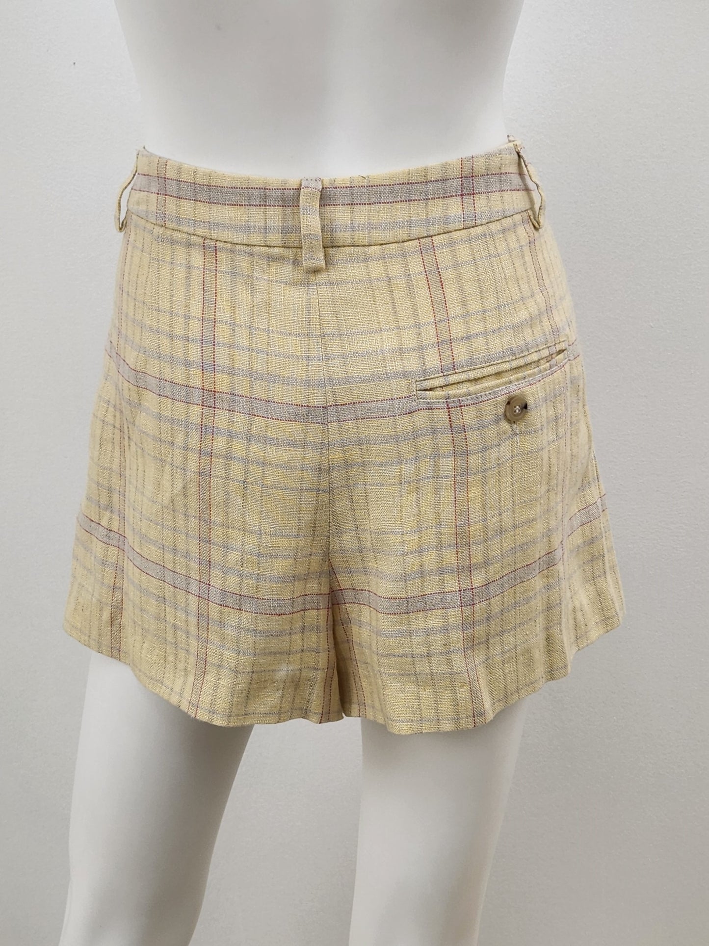 Ilabot Plaid Shorts Size Small