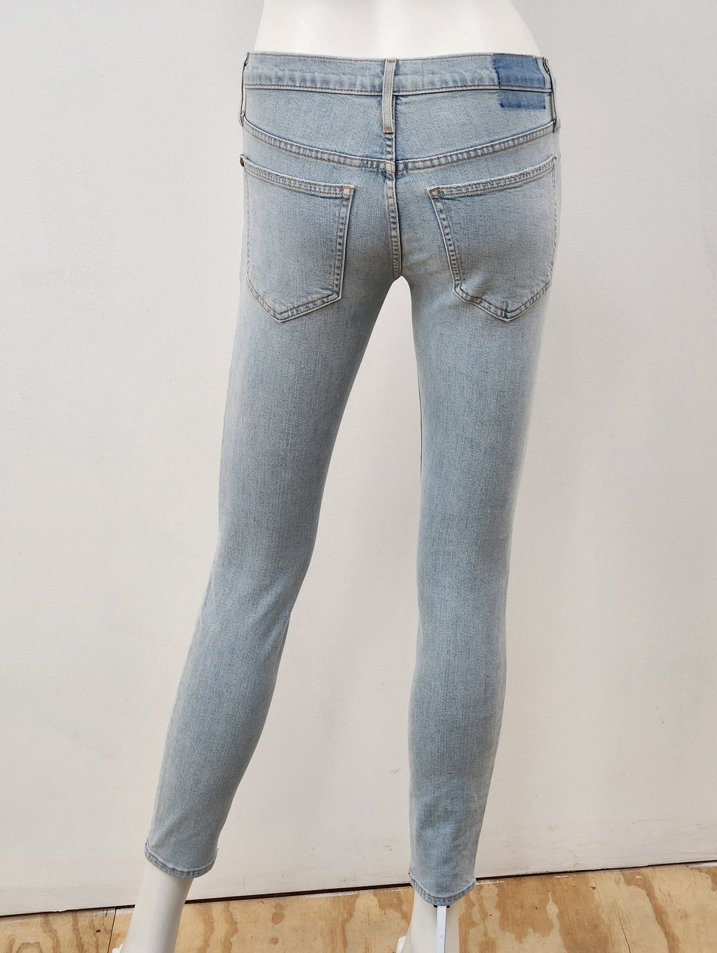 The Skinny Skinny Jeans Size 25