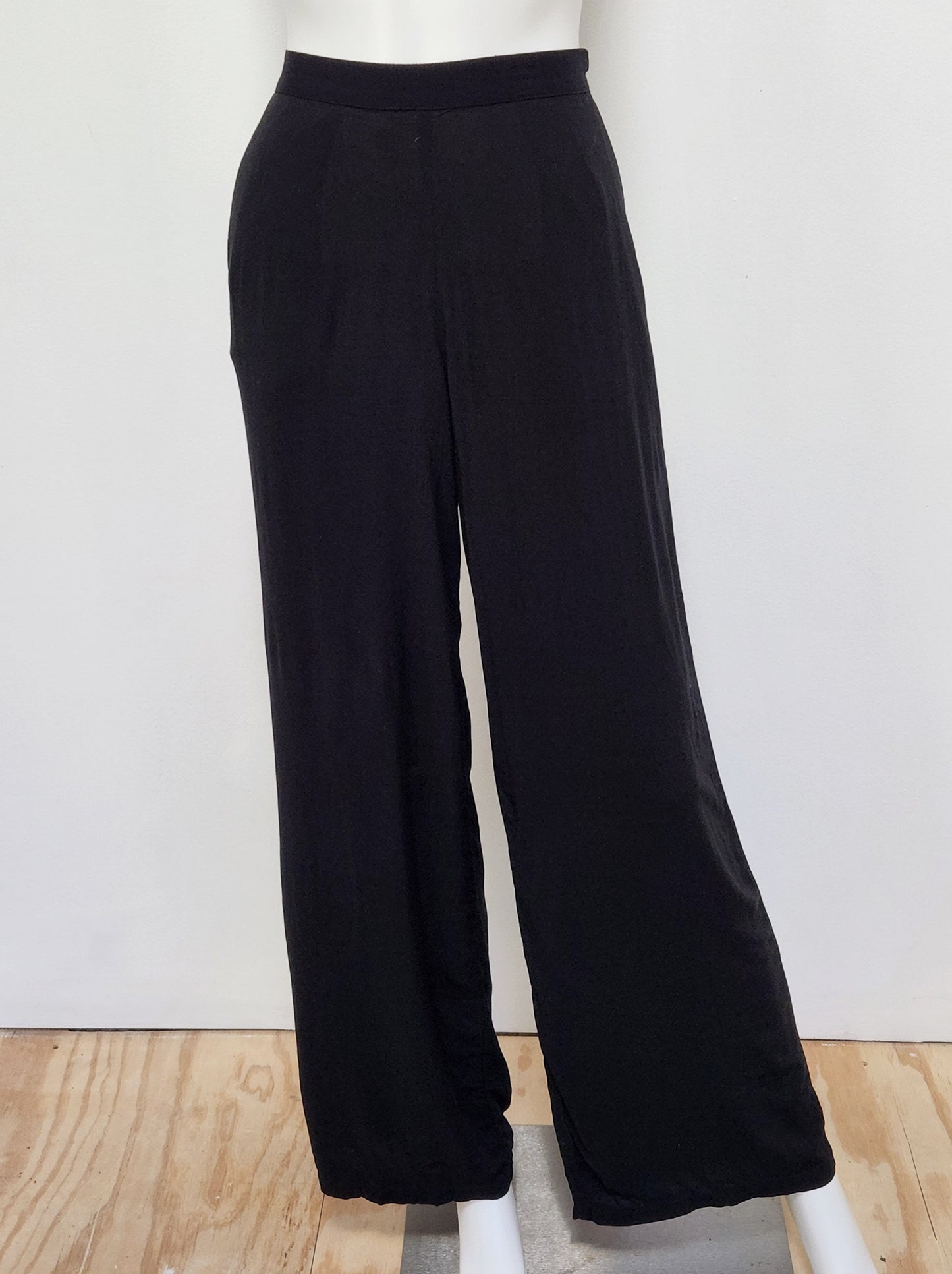 High Rise Wide Leg Pants Size 0